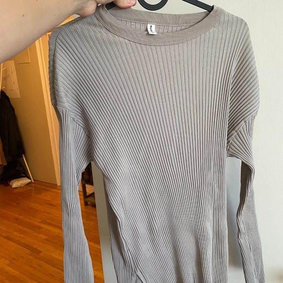 KOTN shirt/sweater gray - Picture 3 of 3